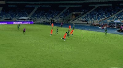 1656163343636041020.gif 穆谢奎.gif